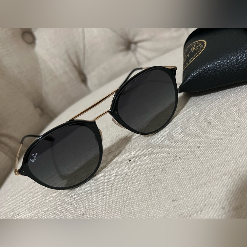 Ray-Ban RB4253 Sunglasses
